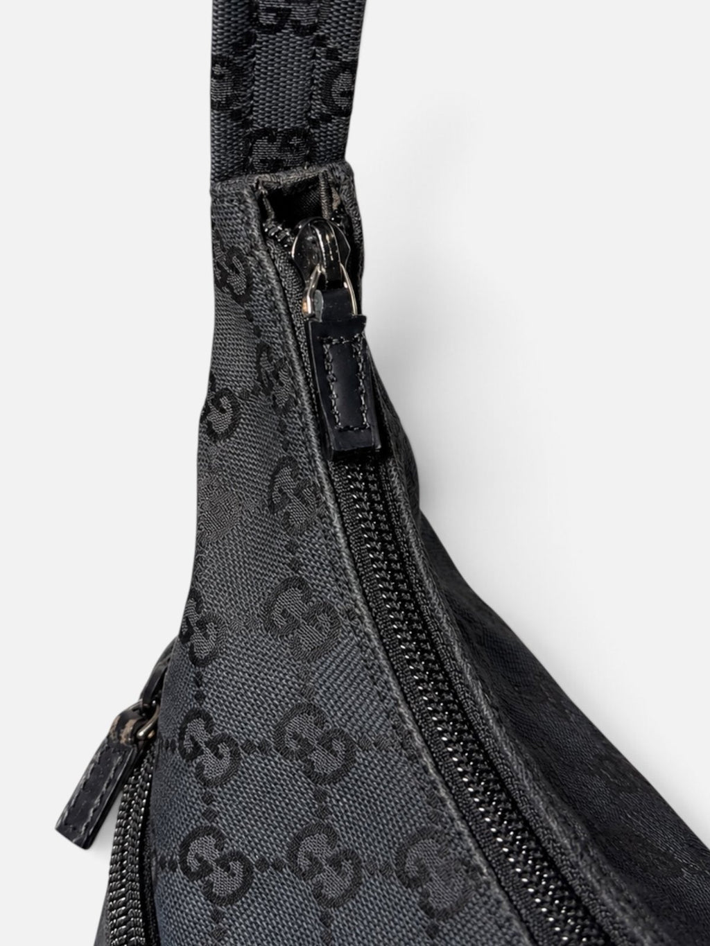 Gucci hobo en toile GG noire